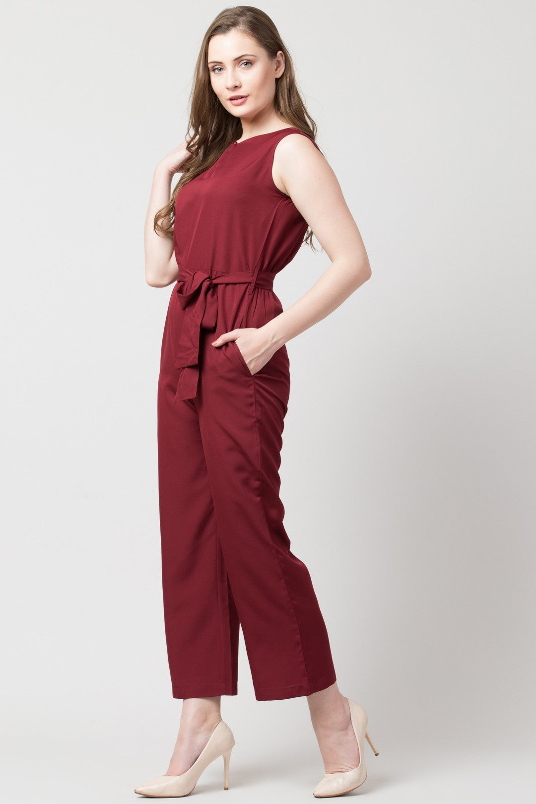 Amazing Round Neck Sleeveless Solid Pleated Regular Jumpsuits For Women & Girls⭐