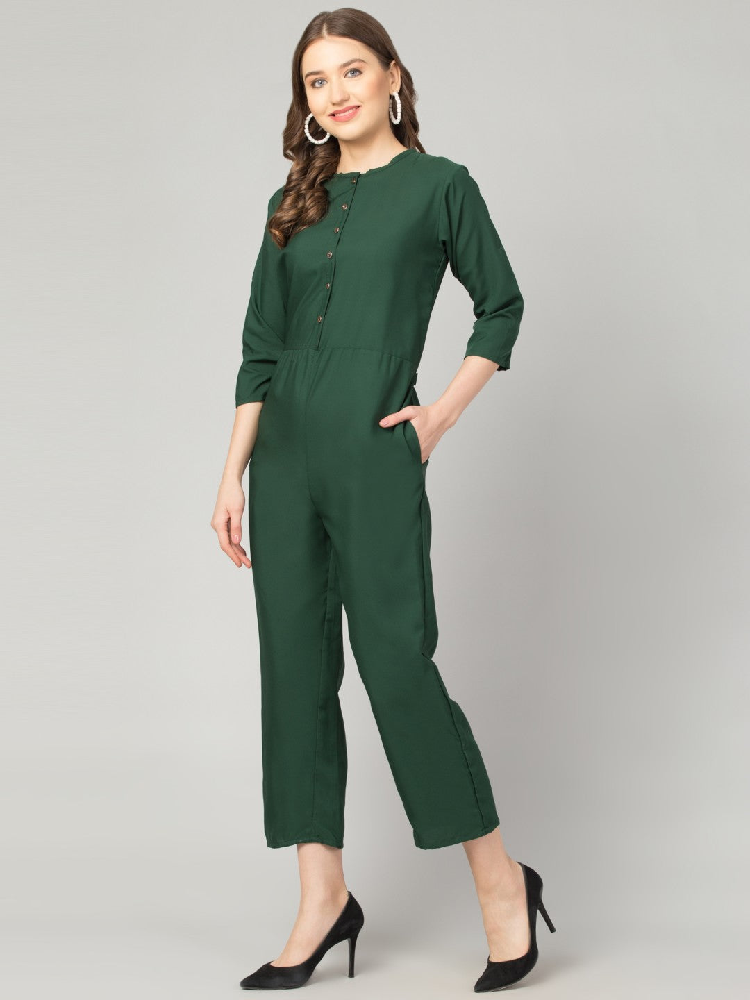 Pearl N Vera's Comfort & Style Crepe Jumpsuit with Button Detailing⭐